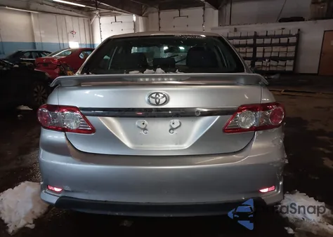 2013 Toyota Corolla S from USA, damaged, VIN 2T1BU4EE2DC061872